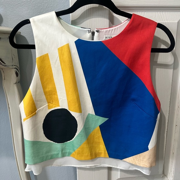 Alice + Olivia Tops - Alice & Olivia Giana Multicolor Crop Top. Size 8.